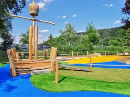 Abenteuer Mini Golf in Kinding - Adventuregolfanlage am See